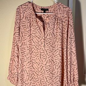 Banana Republic French script blouse